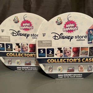 ZURU 5 Surprise Mini Brands! Collector’s Case - Disney Store Edition. New 2Pack